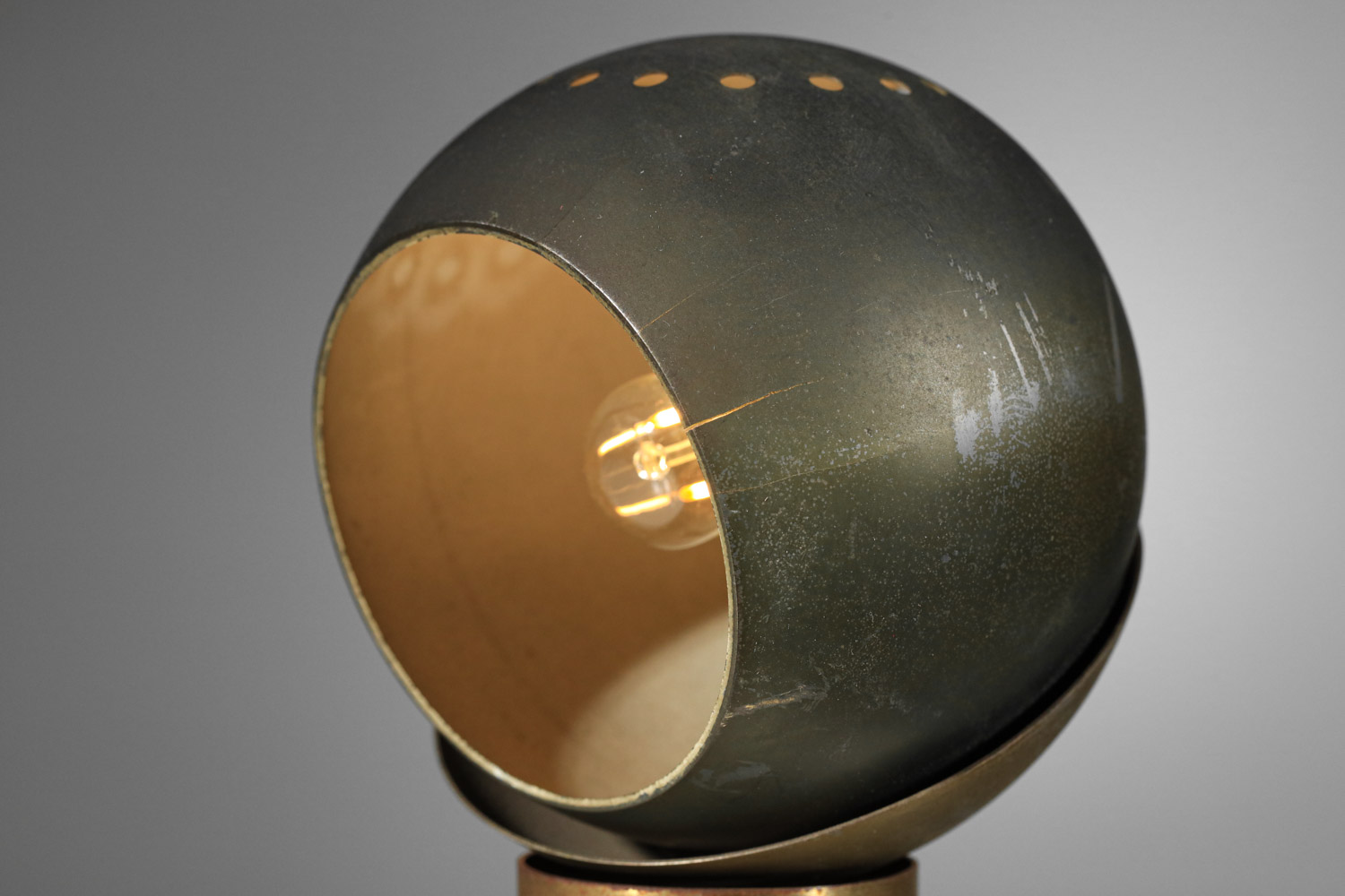petite lampe de table italienne années 60 eyeball - H671