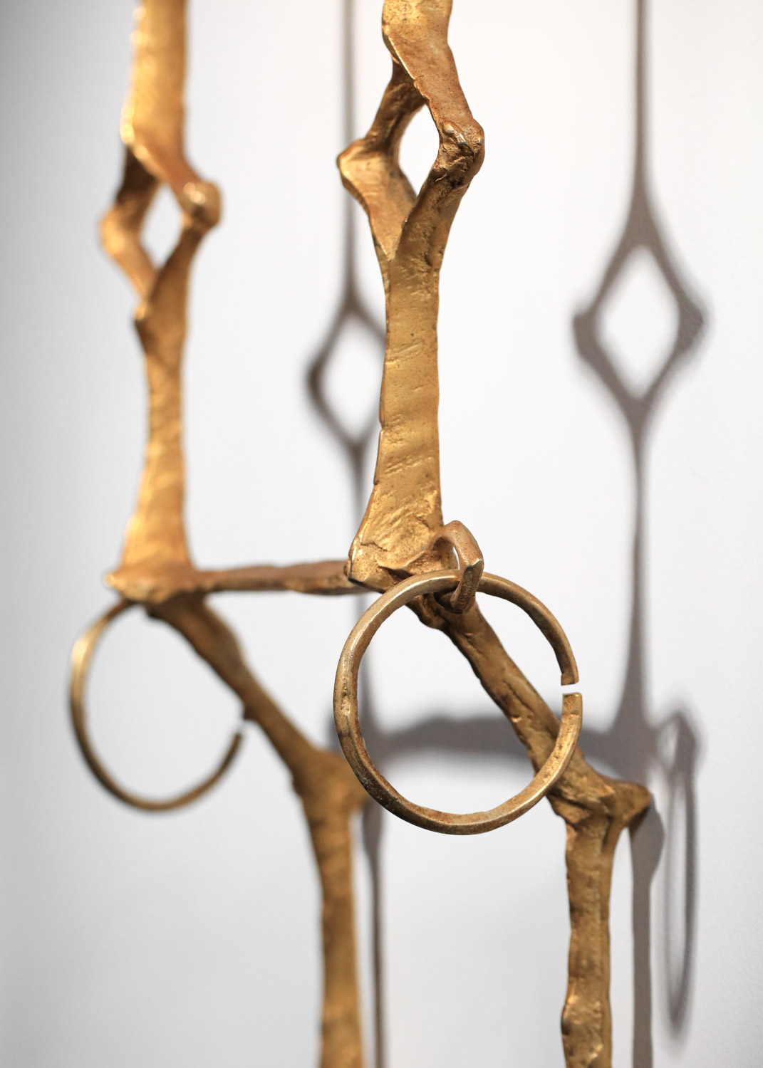 Paire de lampes Felix Agostini "Chimène" en bronze doré - H307