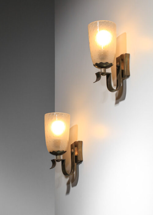 Paire d'appliques italiennes années 30 en verre de Murano bullé et structure bronze - I231