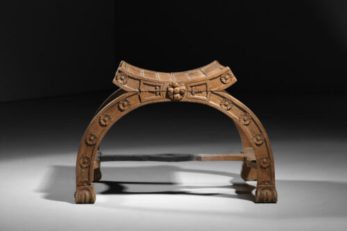 tabouret en chêne massif sculpté années 40 detourné - F751