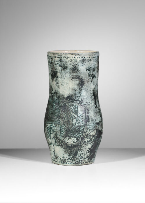 grand vase de Jacques Blin en céramique verte animaux - I534