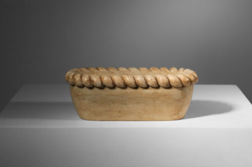 coupe en forme de jardinière en marbre beige couronne torsadée - I306