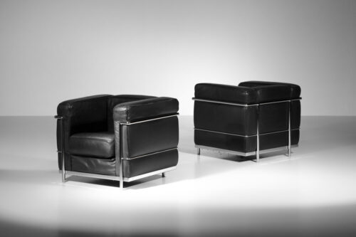 Paire de fauteuils Le corbusier LC2 édition italienne années 70 noir I399