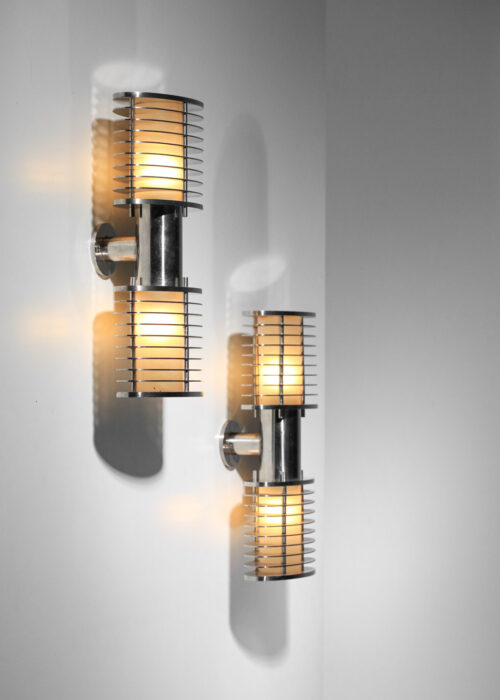 grande paire d'appliques en acier chromé style moderniste et tube en plastique - I437