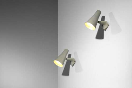 paire d'appliques suédoises Asea Belysning Flakenbergs en métal laqué gris années 60 - H493  