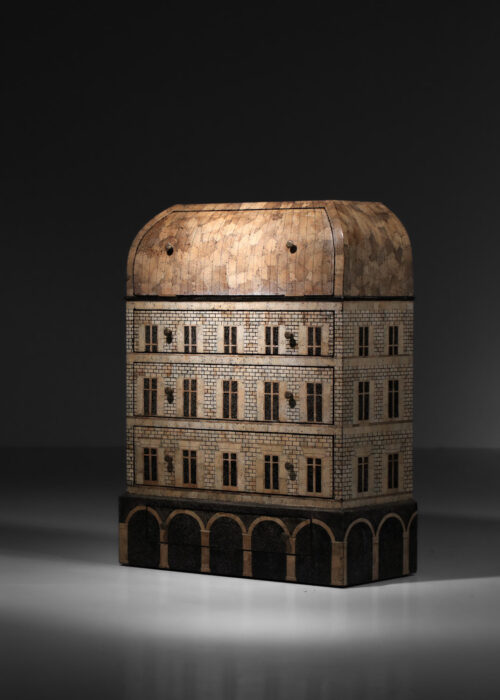 commode trompe l'oeil façade d'immeuble placage de coquilles d'oeufs attribuée à thierry voeltzel