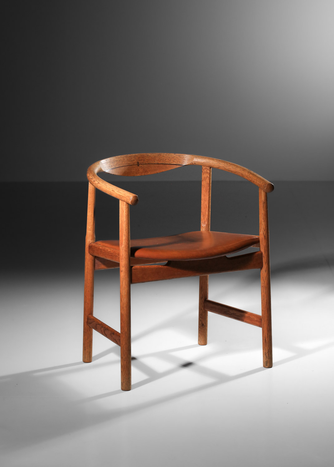 fauteuil de bureau hans wegner PP203 en chêne massif originale années 50 - J444 fauteuil de bureau hans wegner PP203 en chêne massif originale années 50 - J444