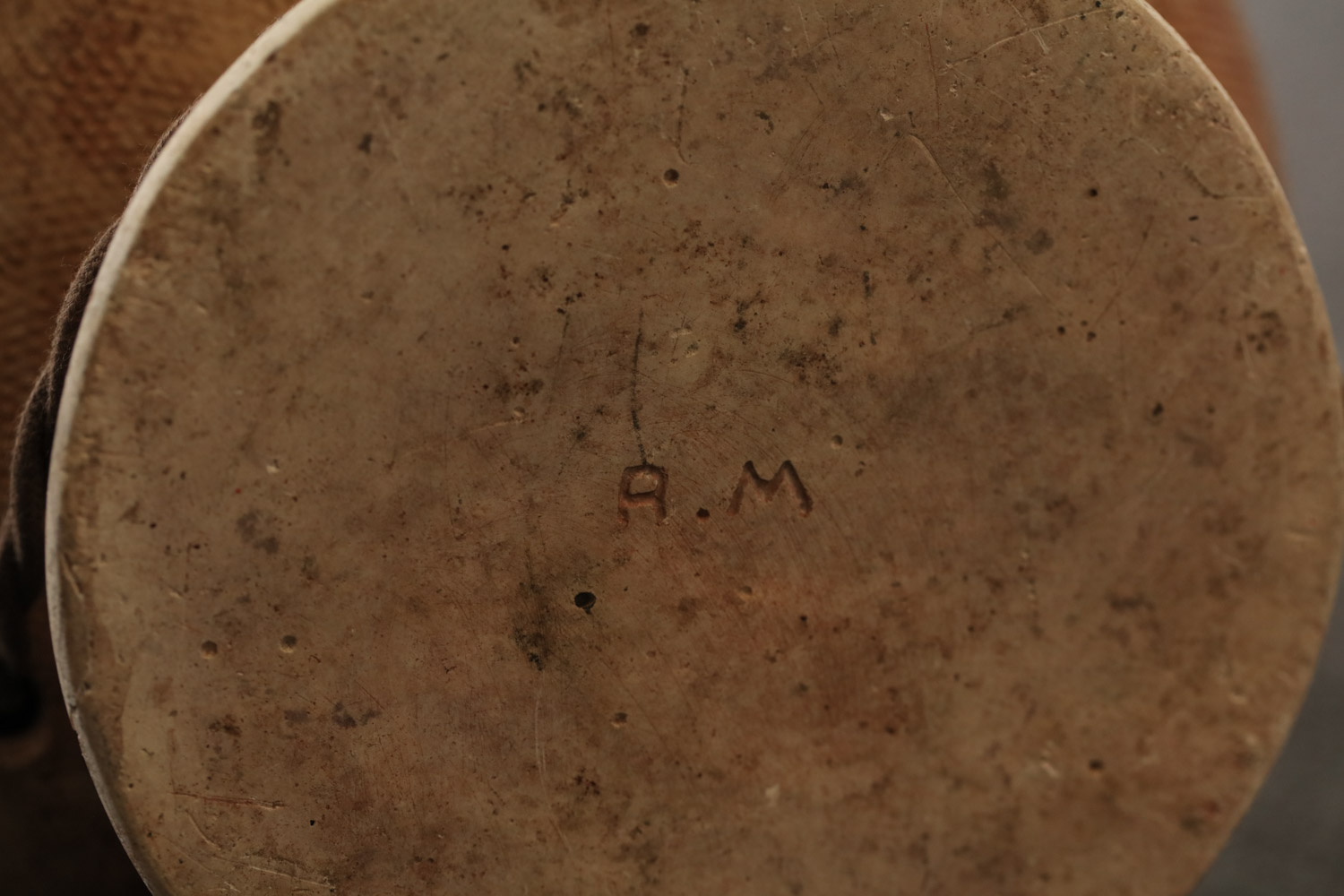 grande lampe de table en céramique dans le style de jean besnard art déco signée am - I67 grande lampe de table en céramique dans le style de jean besnard art déco signée am - I67