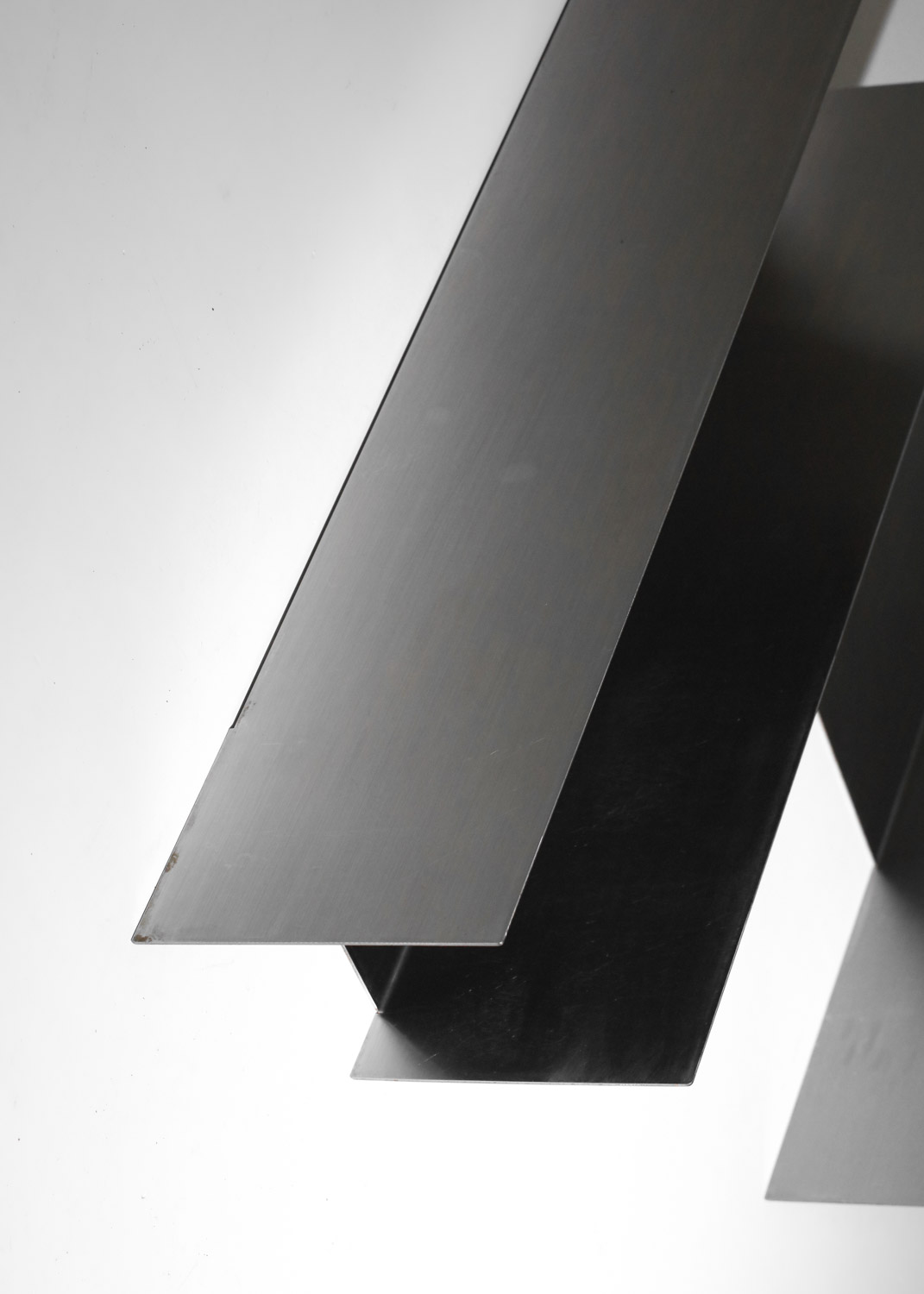 paire d'étagères bibliothèque murale en inox des années 70 - I690 paire d'étagères bibliothèque murale en inox des années 70 - I690