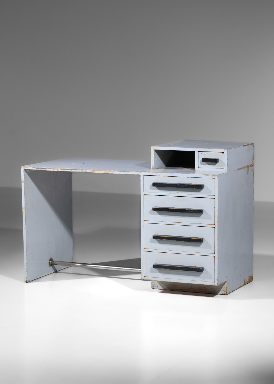 bureau moderniste des années 30 en contreplaqué laqué - I129 bureau moderniste des années 30 en contreplaqué laqué - I129