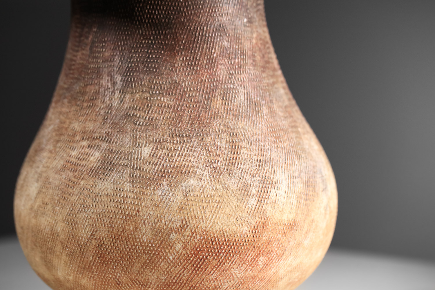 grande lampe de table en céramique dans le style de jean besnard art déco signée am - I67 grande lampe de table en céramique dans le style de jean besnard art déco signée am - I67