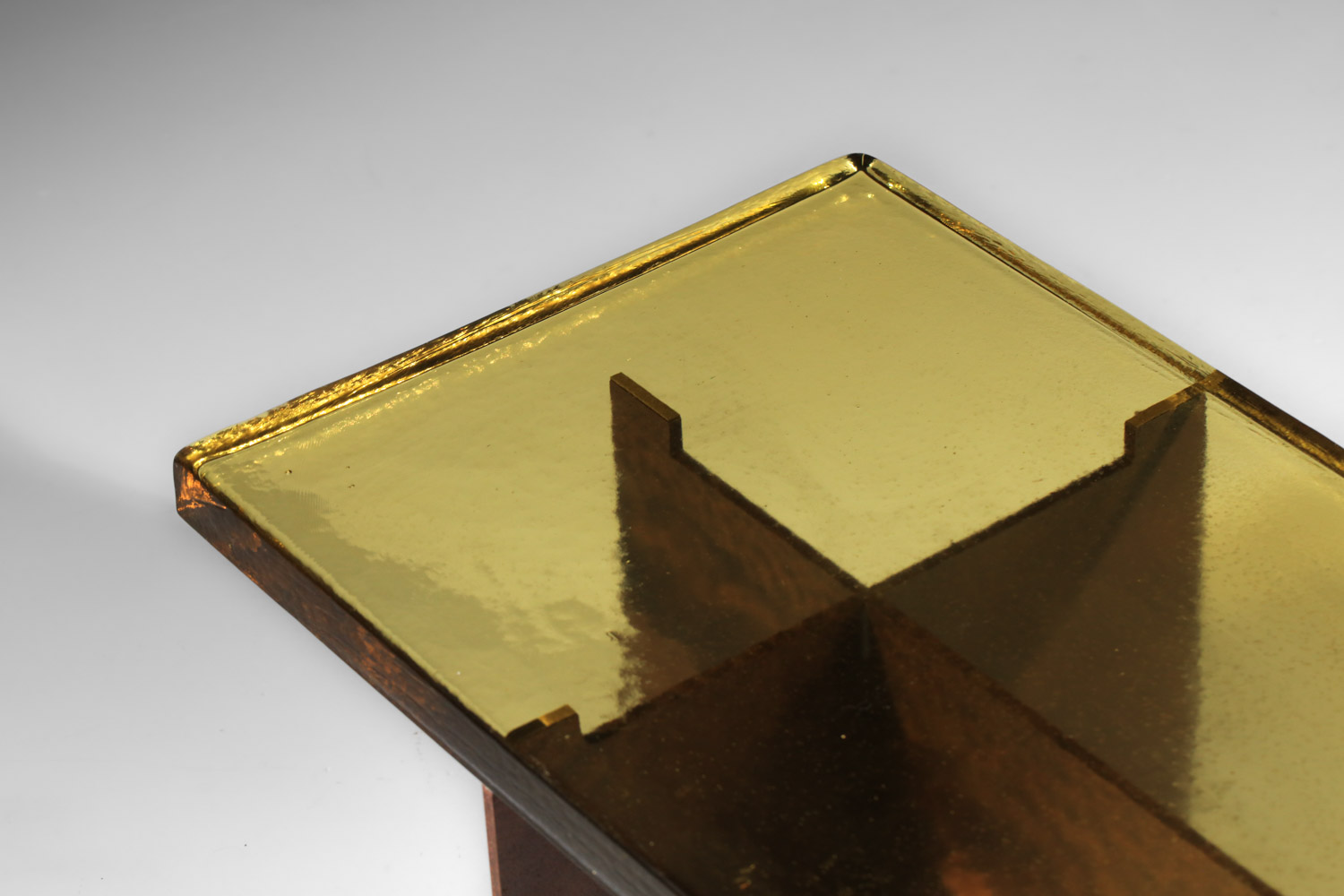 table basse danke studio dalle de verre jaune et acier - DK023 table basse danke studio dalle de verre jaune et acier - DK023