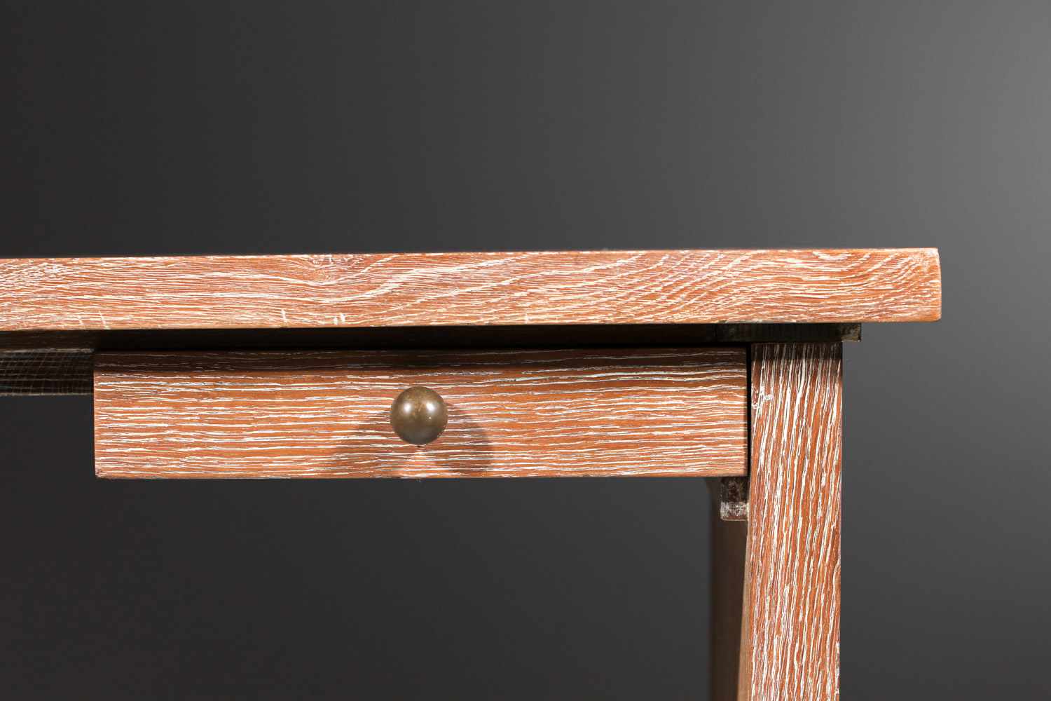 bureau moderrniste en chêne cérusé style jean michel frank années 40 - J431 bureau moderrniste en chêne cérusé style jean michel frank années 40 - J431