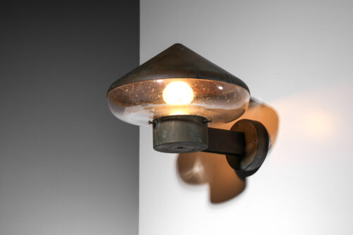 applique suédoise en verre et cuivre patiné vert de gris des années 60 - J312