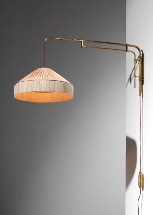 Grande applique murale télescopique italienne des années 1950 avec abat-jour en soie franges