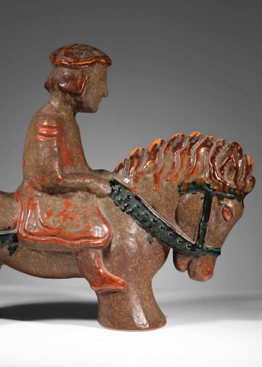 sculpture de cavalier en céramique la gentilhommiere charles dudouyt Années 40 sculpture de cavalier en céramique la gentilhommiere charles dudouyt Années 40