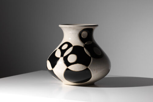 grand vase en céramique non identifé beige et noir - J656