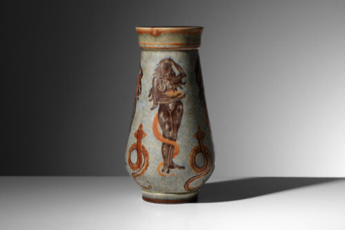 vase en céramique peter orlando à sevres daté 1950 à décor de femmes aux serpents - J647