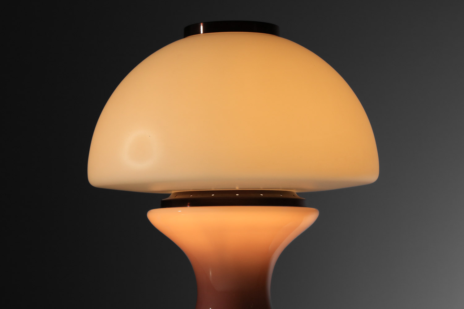 lampe de table champignon de murano années 60 rose et blanche - J574 lampe de table champignon de murano années 60 rose et blanche - J574