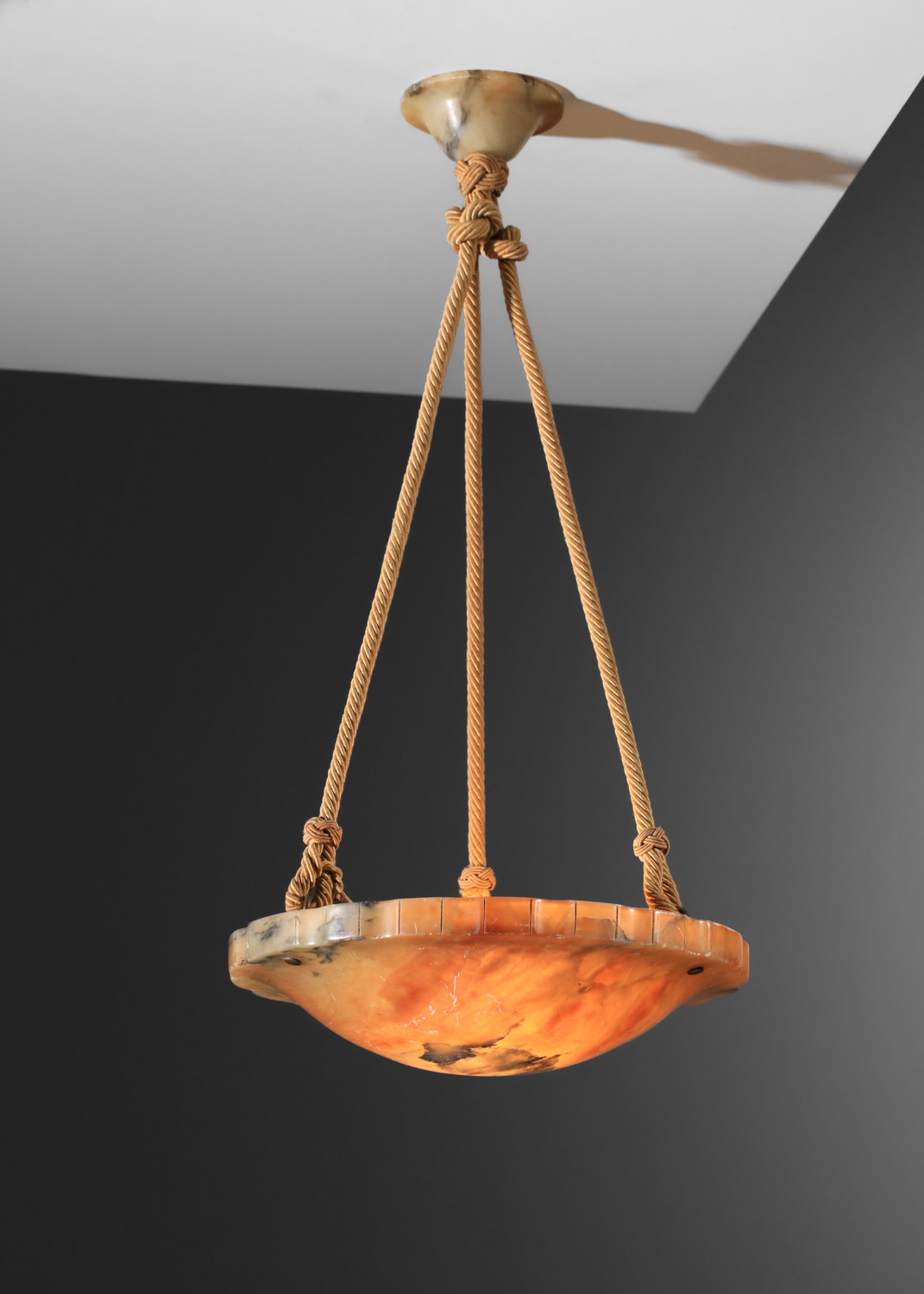 Suspension Art Déco en albâtre - J691 Suspension Art Déco en albâtre - J691