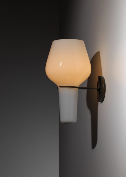applique italienne en opaline dans le style de massimo vignelli - J585