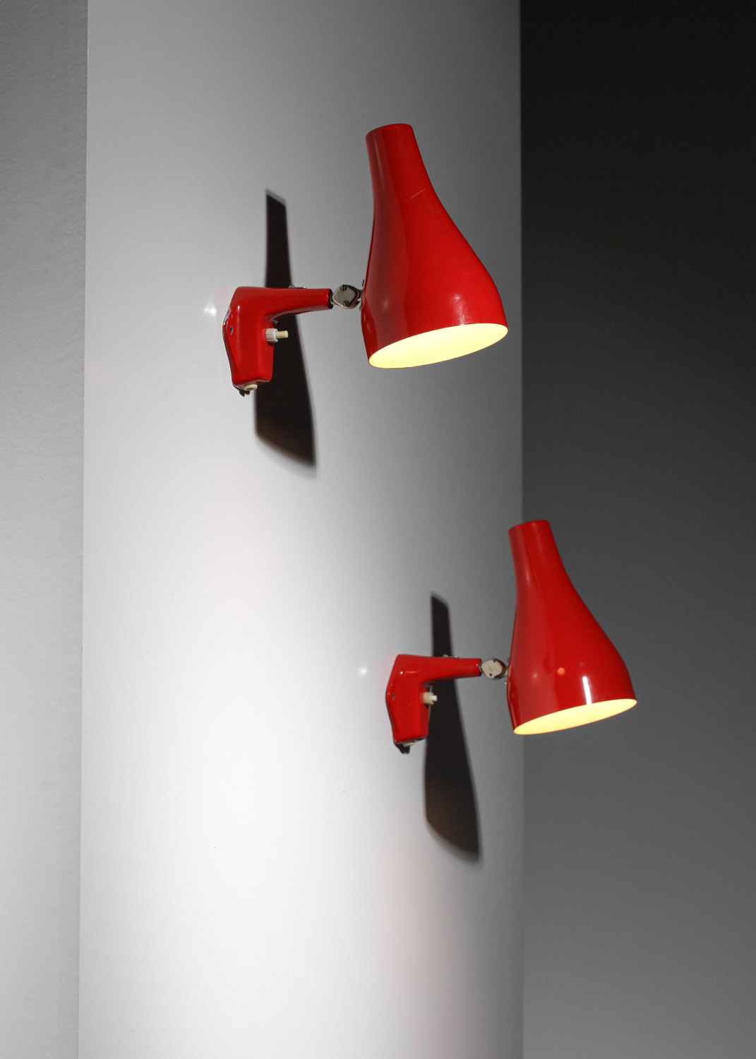paire d'applique spots suedoises asea rouges années 60 -G107