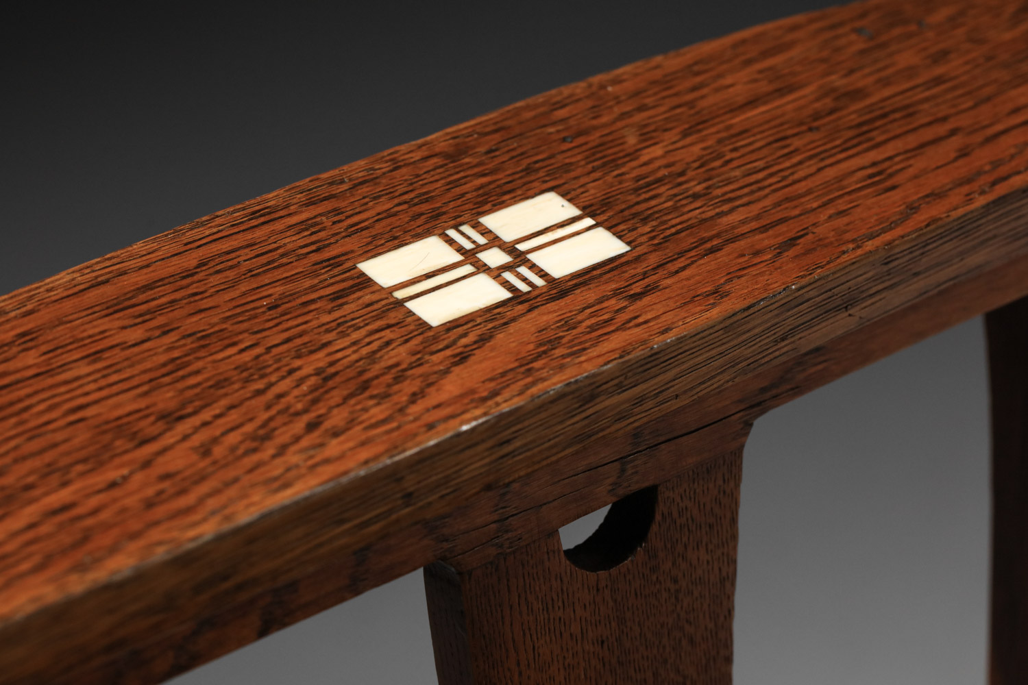 tabouret attribué à Willem Penaat en chêne années 20 - H194 tabouret attribué à Willem Penaat en chêne années 20 - H194