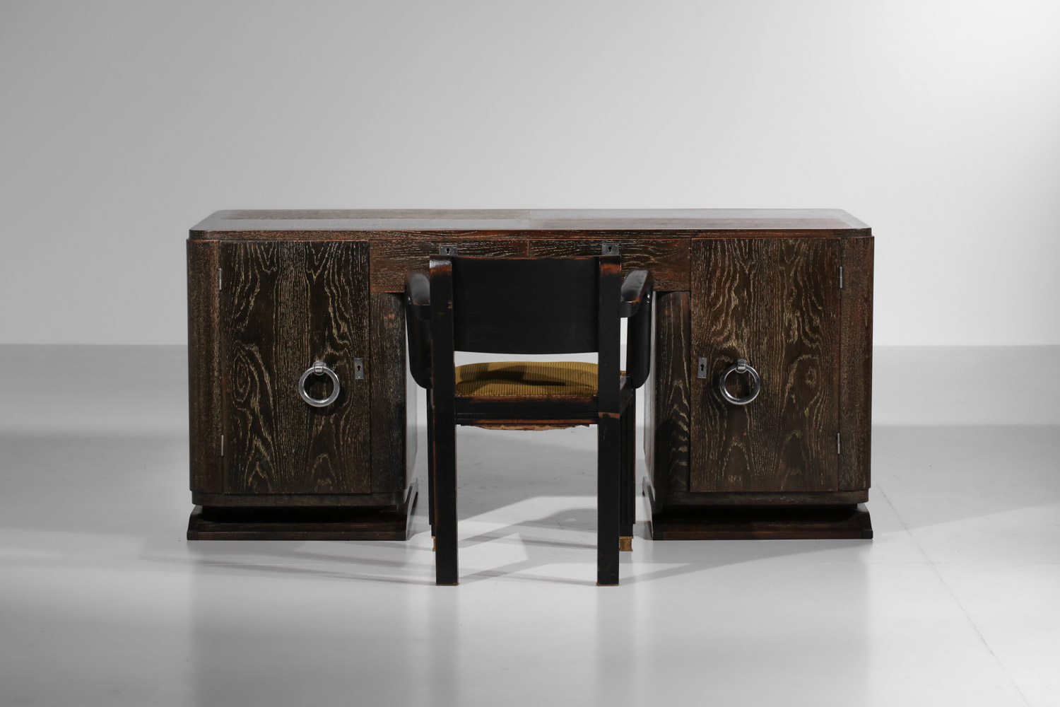 grand bureau art déco en chêne cérusé noir années 30 - G371 grand bureau art déco en chêne cérusé noir années 30 - G371