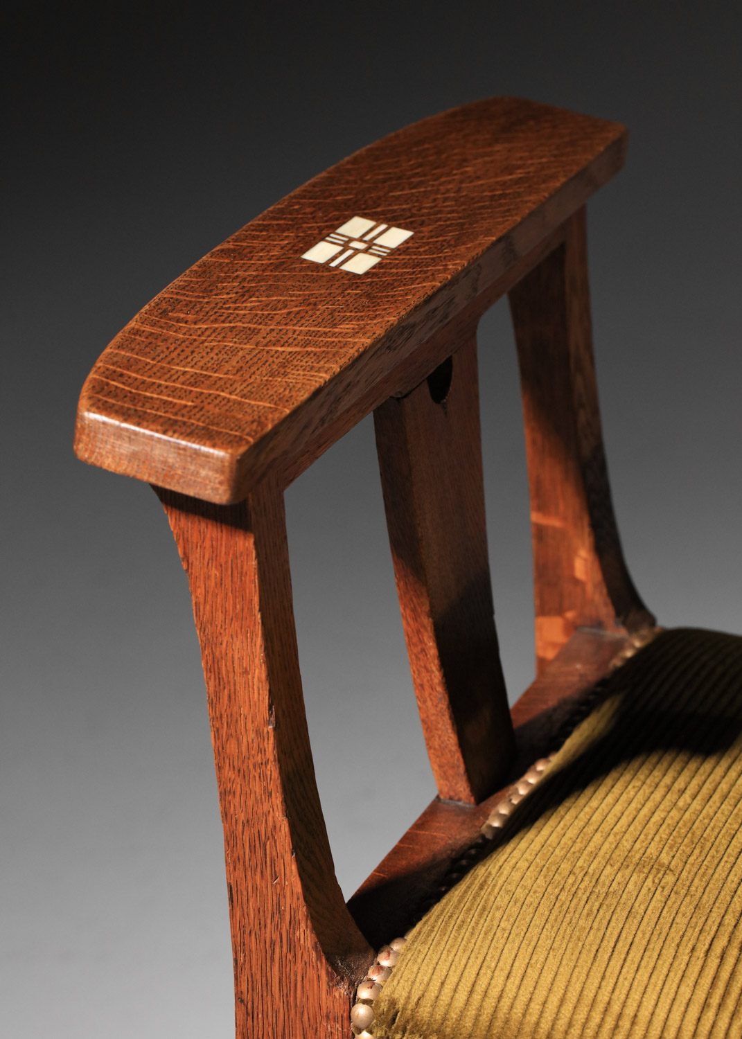 tabouret attribué à Willem Penaat en chêne années 20 - H194 tabouret attribué à Willem Penaat en chêne années 20 - H194