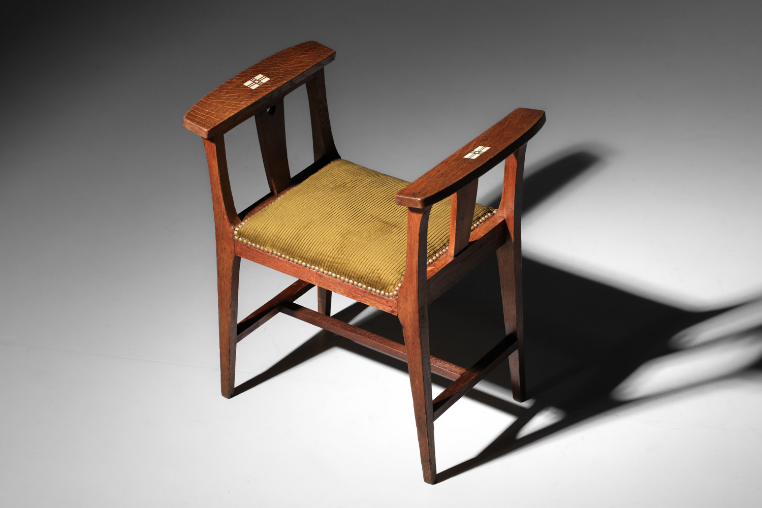 tabouret attribué à Willem Penaat en chêne années 20 - H194 tabouret attribué à Willem Penaat en chêne années 20 - H194