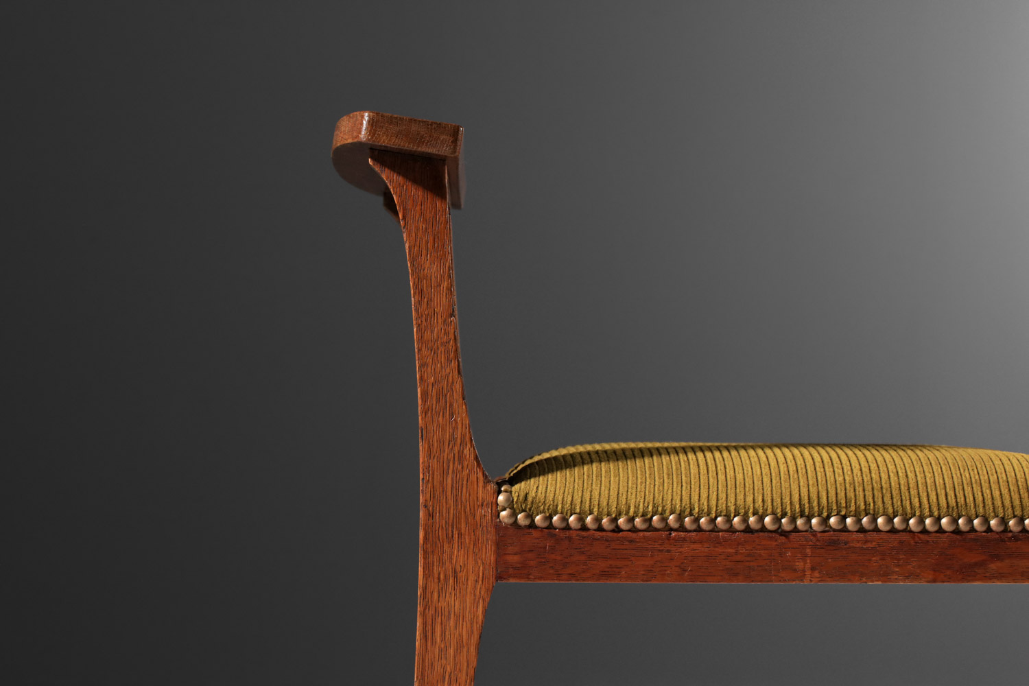 tabouret attribué à Willem Penaat en chêne années 20 - H194 tabouret attribué à Willem Penaat en chêne années 20 - H194