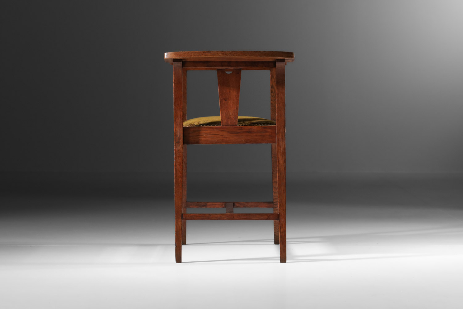 tabouret attribué à Willem Penaat en chêne années 20 - H194 tabouret attribué à Willem Penaat en chêne années 20 - H194